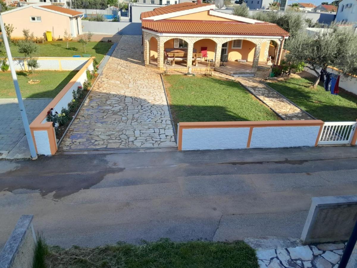 ויר Studio Apartman I Mali Apartman מראה חיצוני תמונה