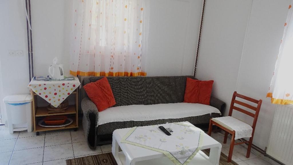 ויר Studio Apartman I Mali Apartman מראה חיצוני תמונה
